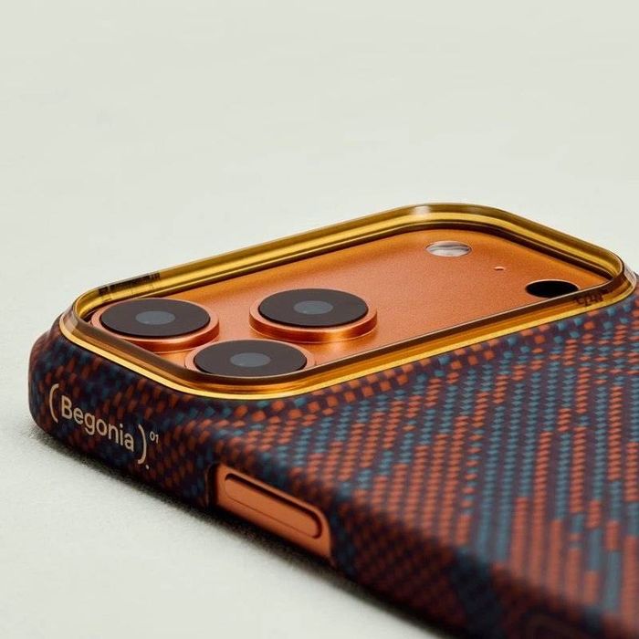 Лимитиран Кевларен Кейс Pitaka Breath of Veins за iPhone 17 Pro/Max