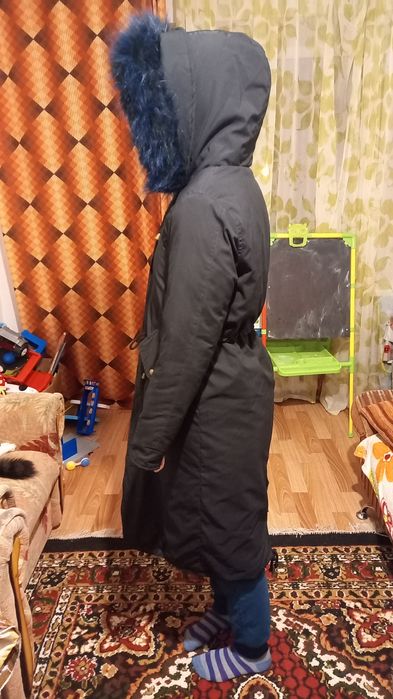 Продам зимнию куртку