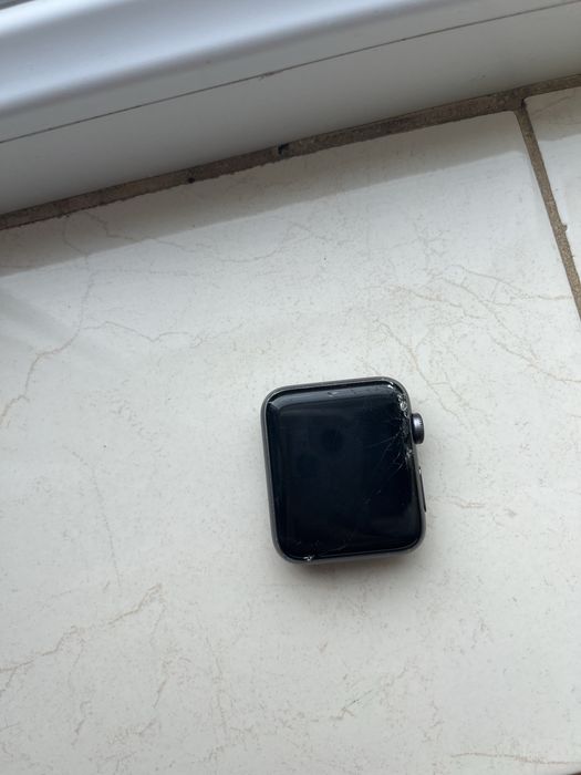 Apple Watch Seria 3 - pentru piese