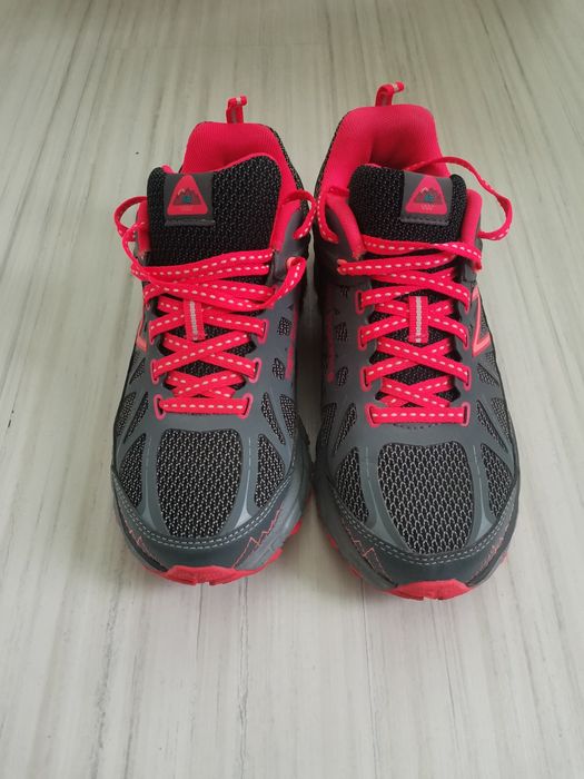 Маратонки New Balance