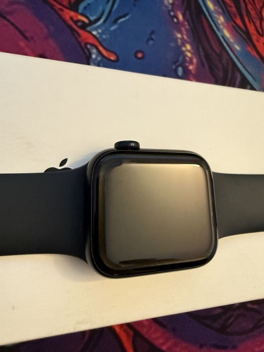 Apple Watch SE Gen 2 (40mm) Midnight - Ca nou, cu cutie si garantie