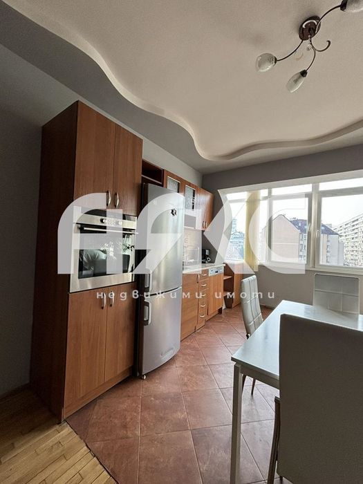 Дава се под наем Четиристаен апартамент в София, Красно село - 110 кв.м за 797.64 € - Снимка #3