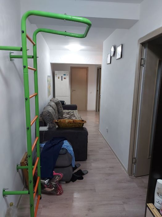 Срочно продается 2-х ком.квартира.