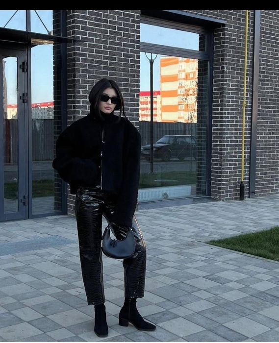 Кож брюки от Papermoon-55.000