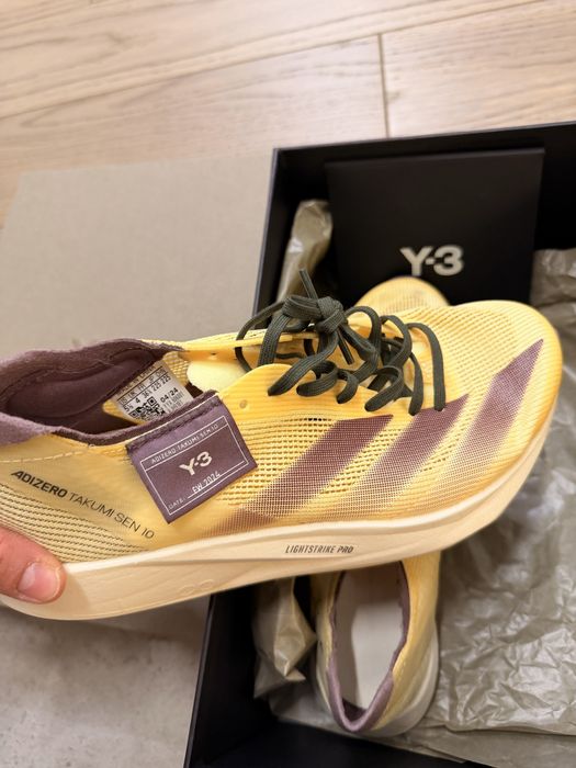 Y-3 кроссовки для стильных