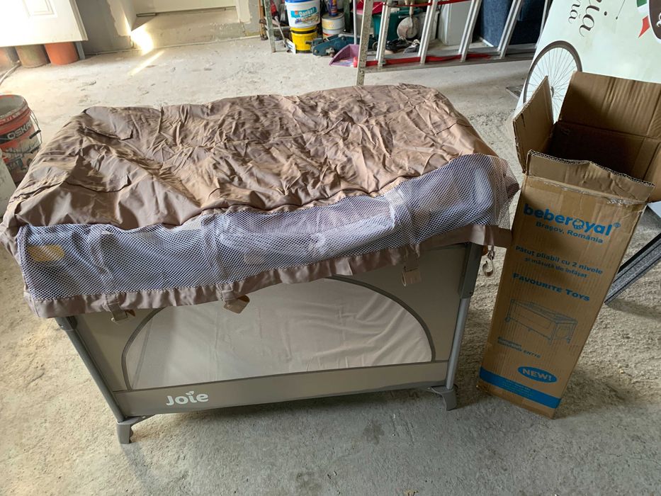 Patut pliabil de voiaj cu masa de infasat JOIE Kubbie Satellite