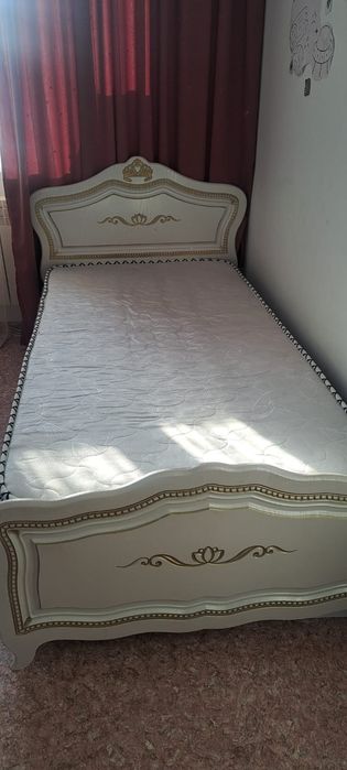 Детские кровати  почти новый