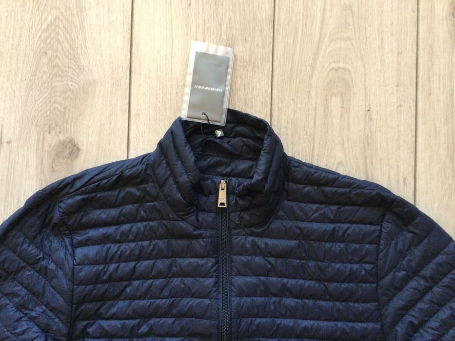 НОВО синьо ултра леко пухено яке EMPORIO ARMANI размер 54 XL от Италия