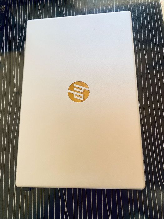 Notebook HP,  yangi 2 kun ishlagan