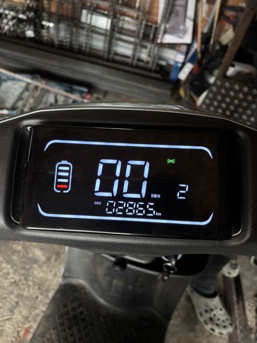 Scuter Electric RKS REE1500