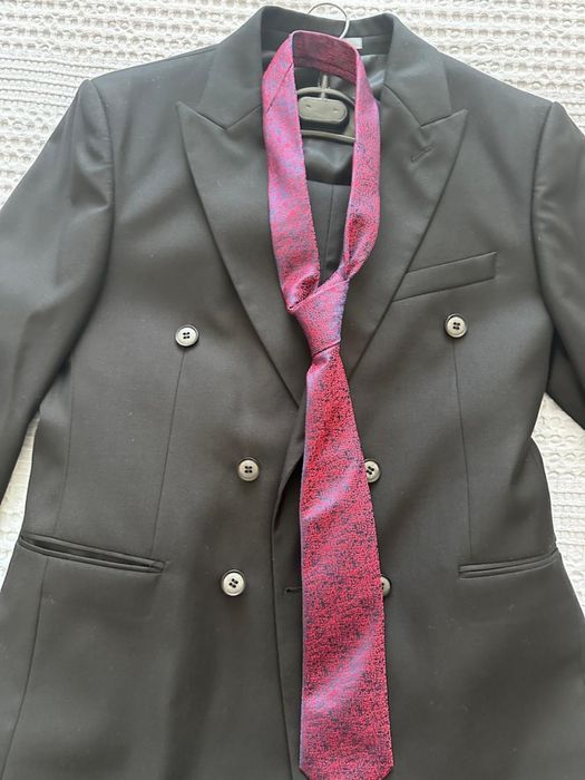 Двубортный костюм тройка