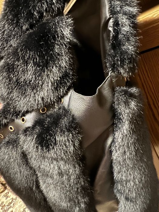 Жилетка женская в отличном состоянии