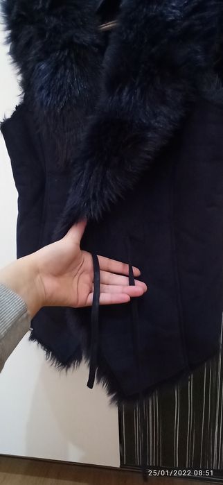 Елек тъмно синя кожа