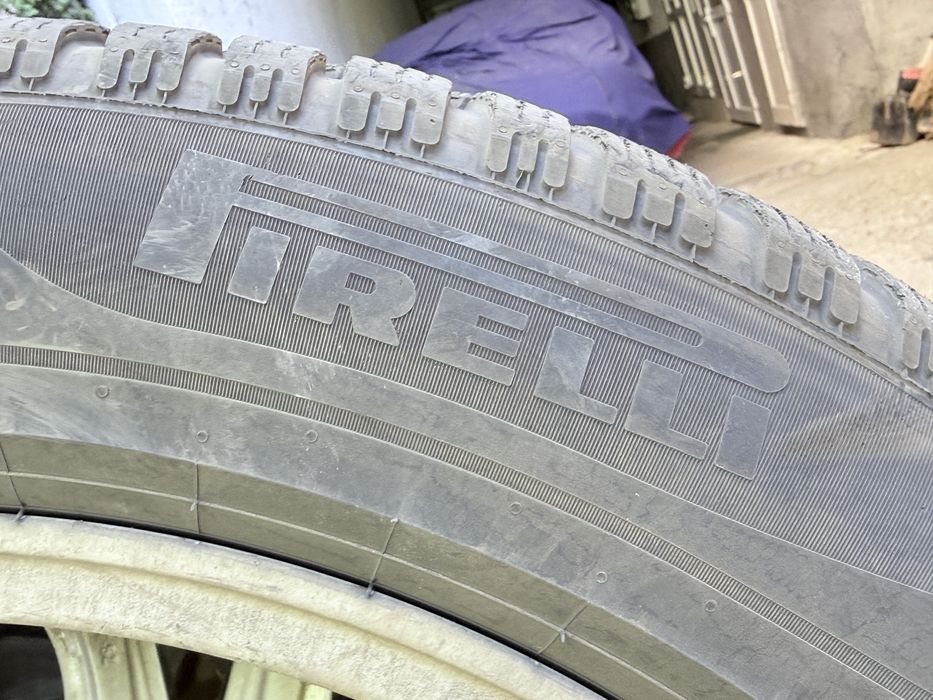 Jante ALUTEC 20” + anvelope iarnă 265/50 R20 – Jeep Grand Cherokee