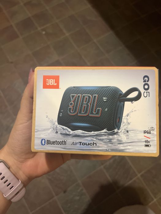 JBL go 5.