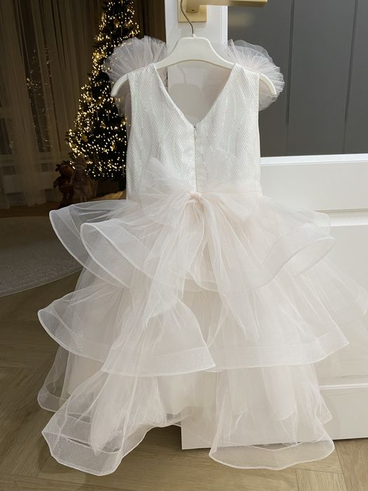 Платье нарядное