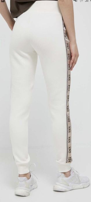 Оригинален дамски екип Guess