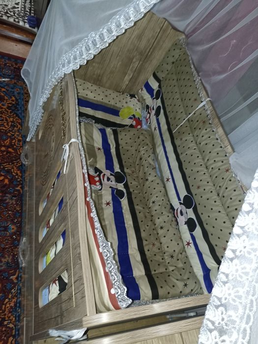 Bolalar yotogʻi (детский кровать)