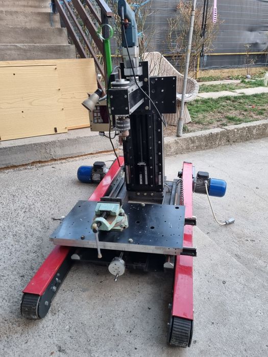 Freza metal CNC mecanica fina profesională