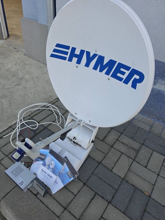 Сателитна Антена за Кемпер HYMER