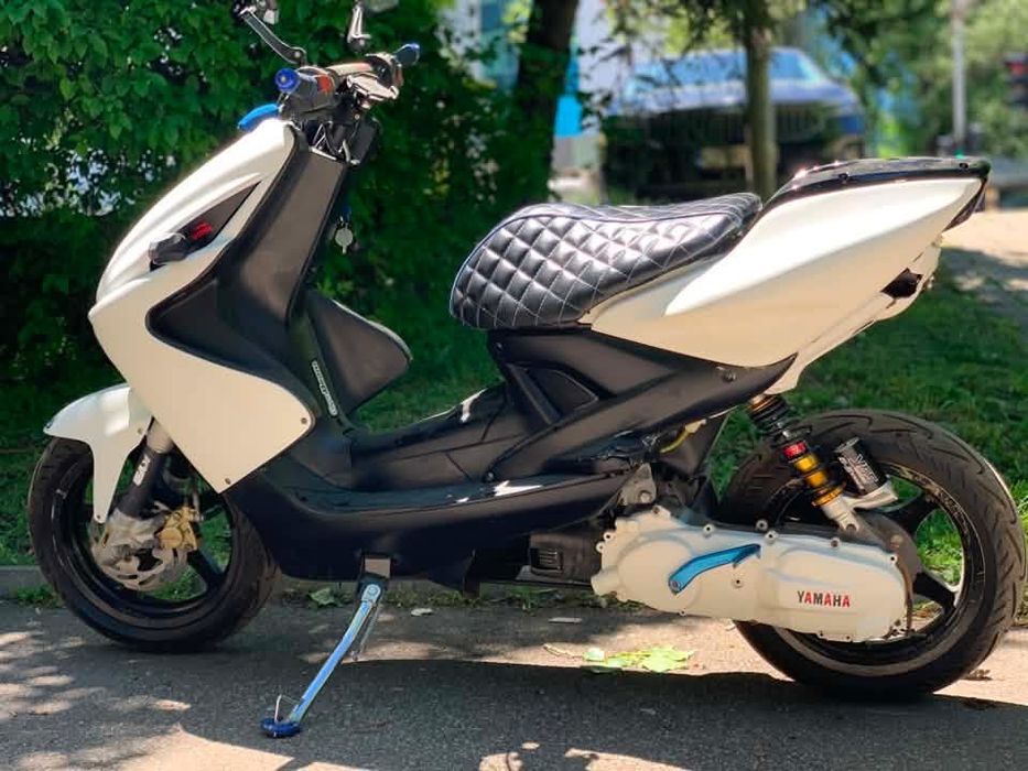 Продава се Yamaha Aerox