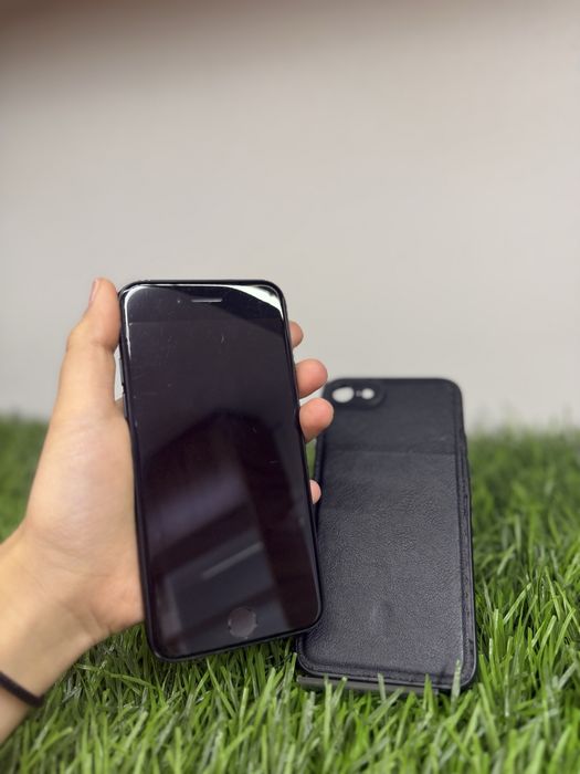 Apple iPhone SE 2020