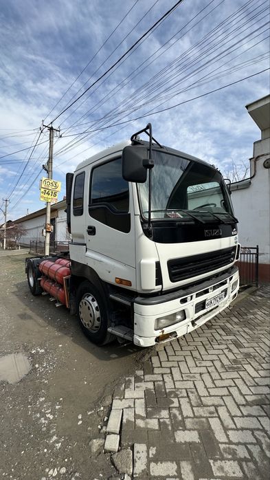 ИСУЗУ 2008 ТЯГАЧ сотилади 8 та 150 талик гази бор
