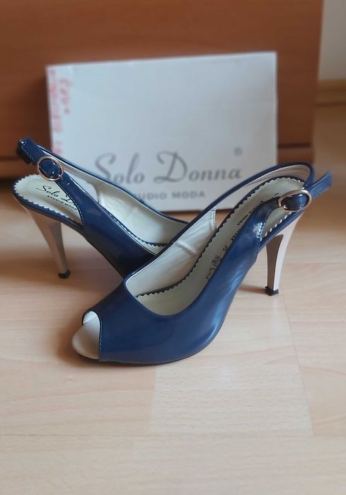 Pantofi cu toc, marimea 36