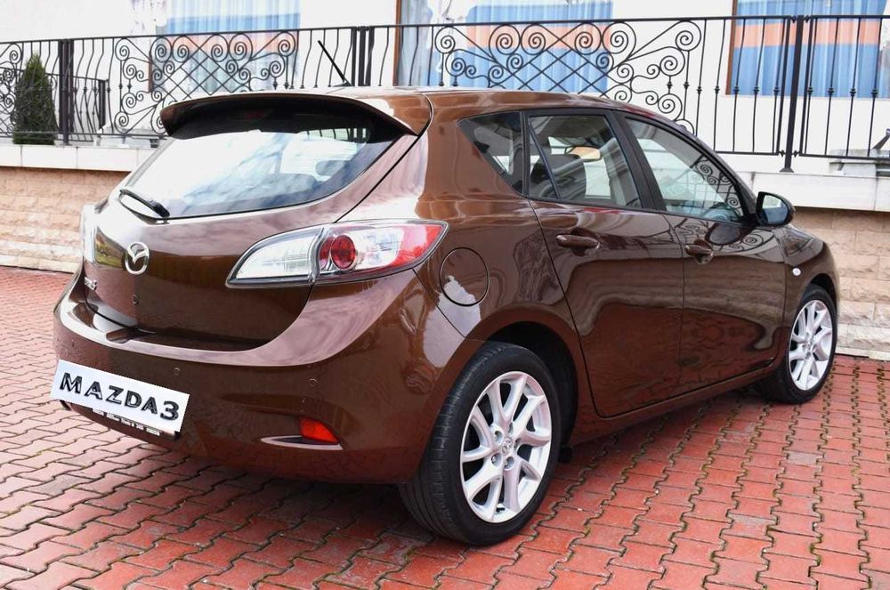 Mazda 3 Facelift motor clasic 1.6 benzina