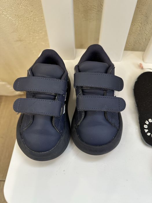 Детски обувки Adidas, Chameleon, UGG