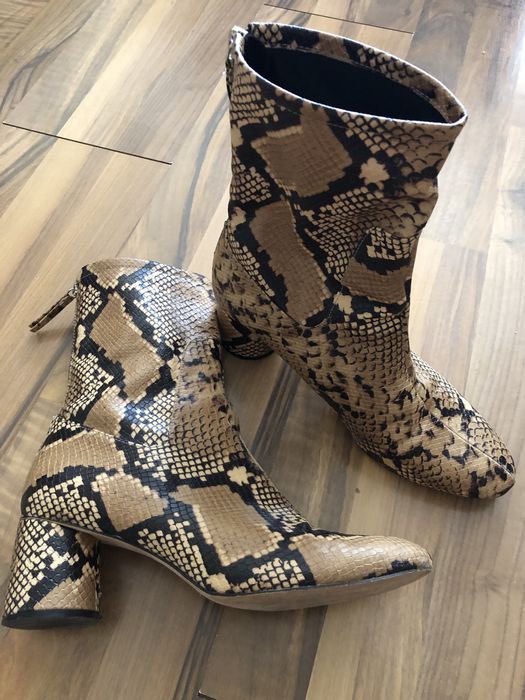 Боти Zara без забележки