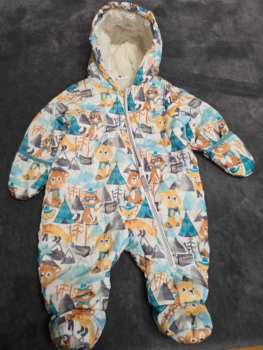 Бебешки,зимен космонафт.Размер 74,в   добро състояние.