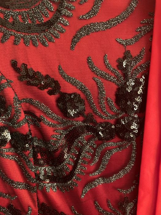 Вечерние платья