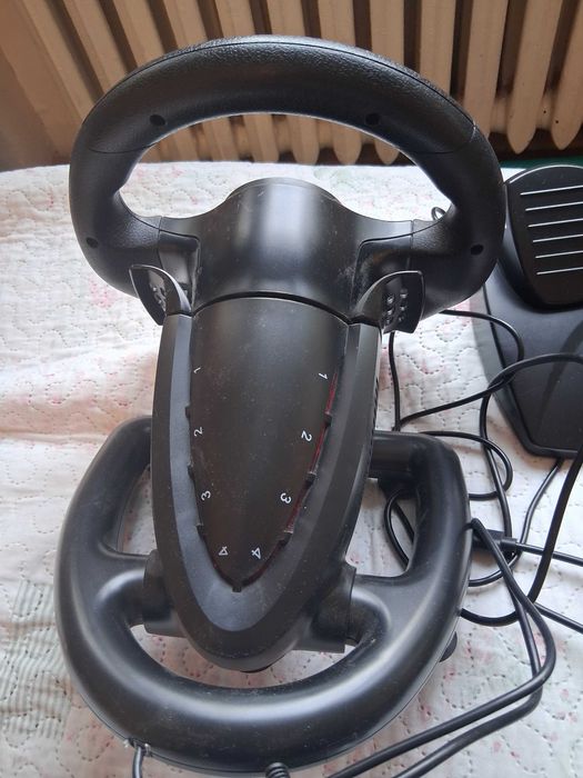 Волан и педали за компютър Super Drive