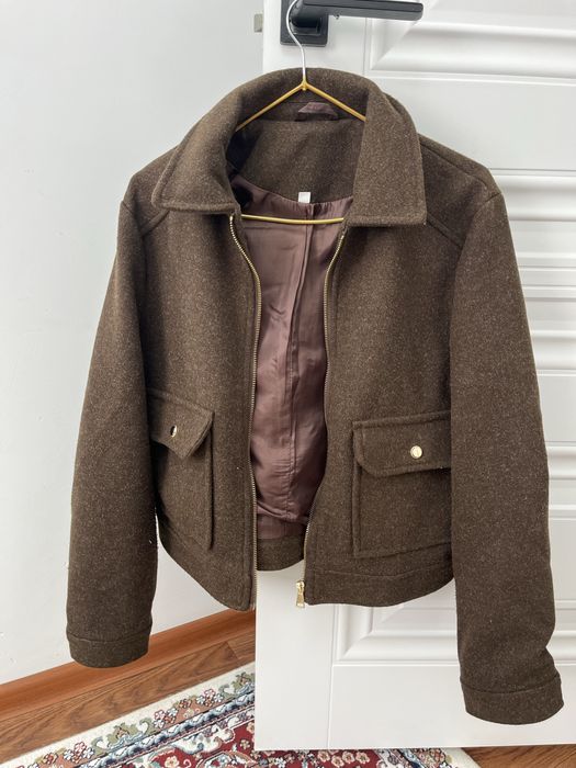 Верхний одежда красивый