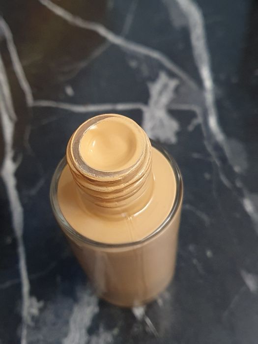 Vand fond de ten MAC