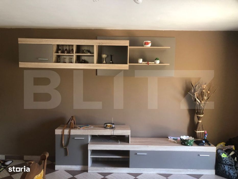 De vanzare doua case intr-o curte, teren 3700 mp , zona Supuru de Sus