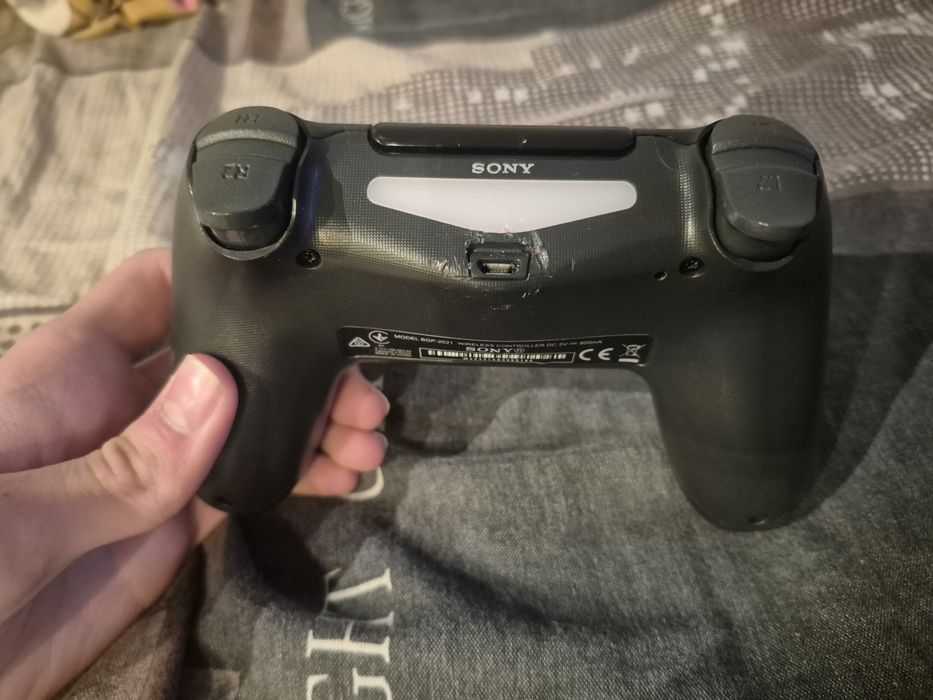 Ps4 с 11 играми !