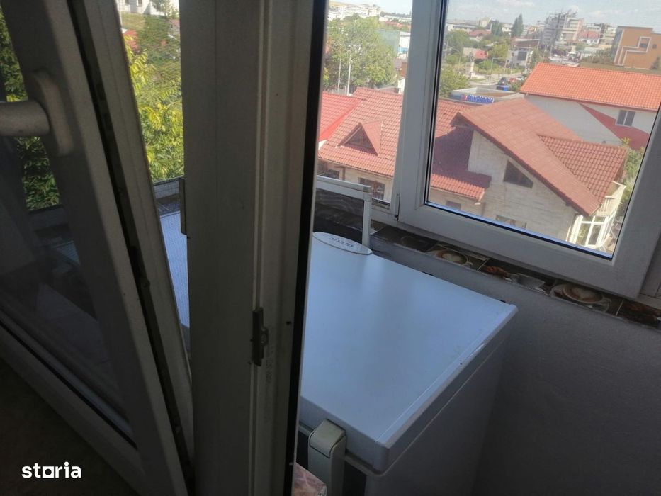 3 camere, mobilat și utilat, centrala proprie, bloc 1989, stradal