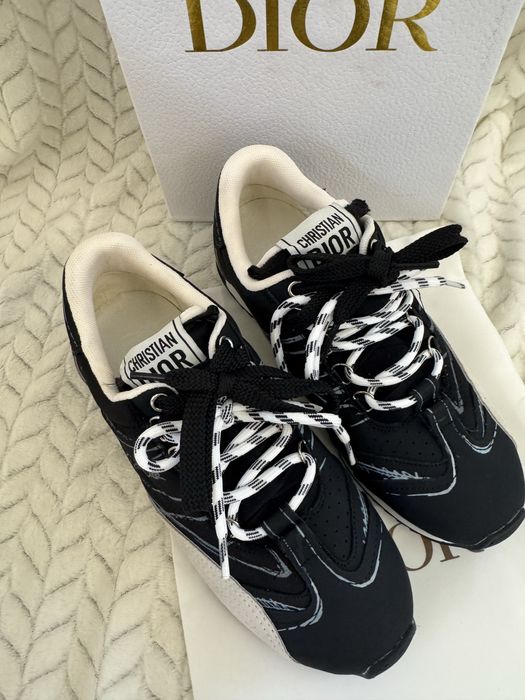 Дамски маратонки нови