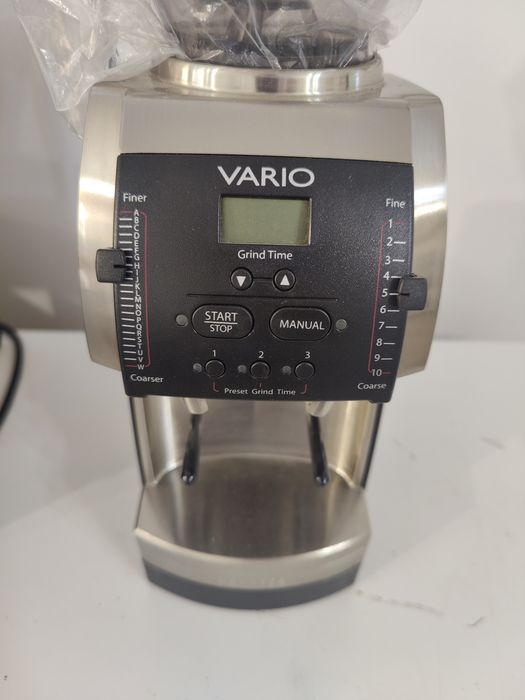 Baratza Vario+ noua la cutie