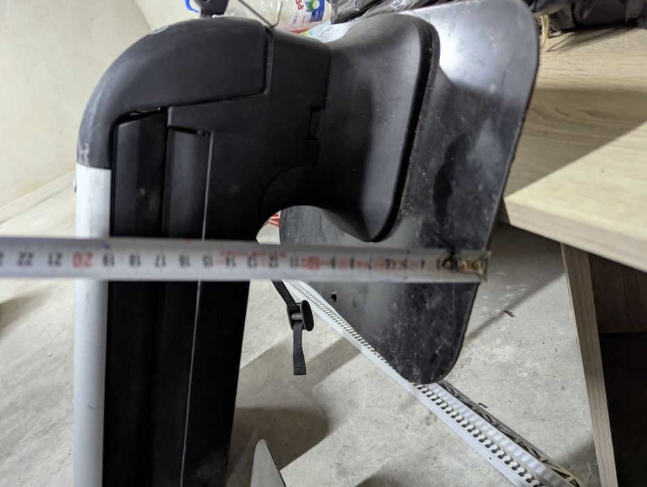 Магнитен багажник за до 5 чифта ски или 2 сноуборда