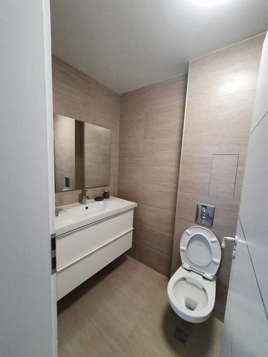 Дава се под наем Двустаен апартамент в София, Витоша - 70 кв.м за 800 € - Снимка #2