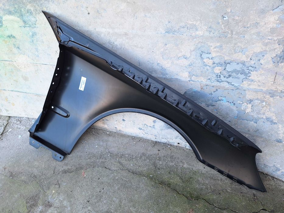 Чисто нов калник за мерцедес Е220 W211