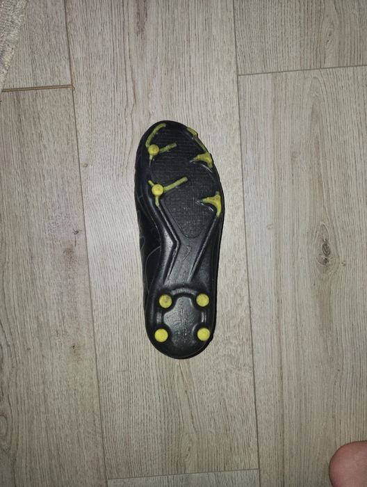Ghete forbal nike