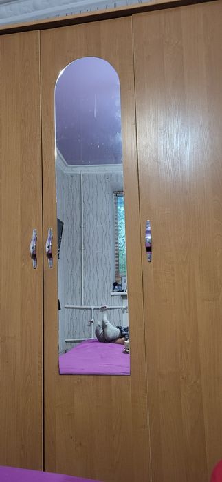 Продаю шифоньер в отличном состоянии