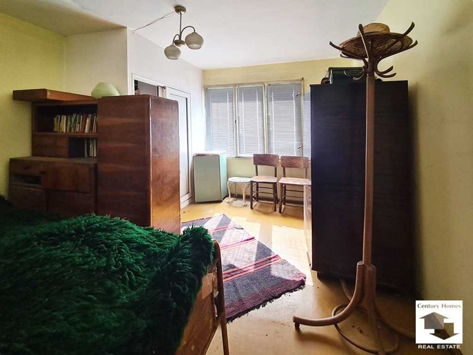 160029 Къща с допълнителни постройки и гараж в град Сухиндол