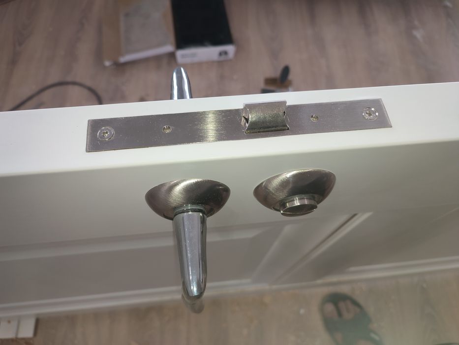 Установка дверей