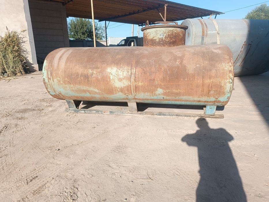 Бензавоз вадавоз ёмкость бочка сотилади