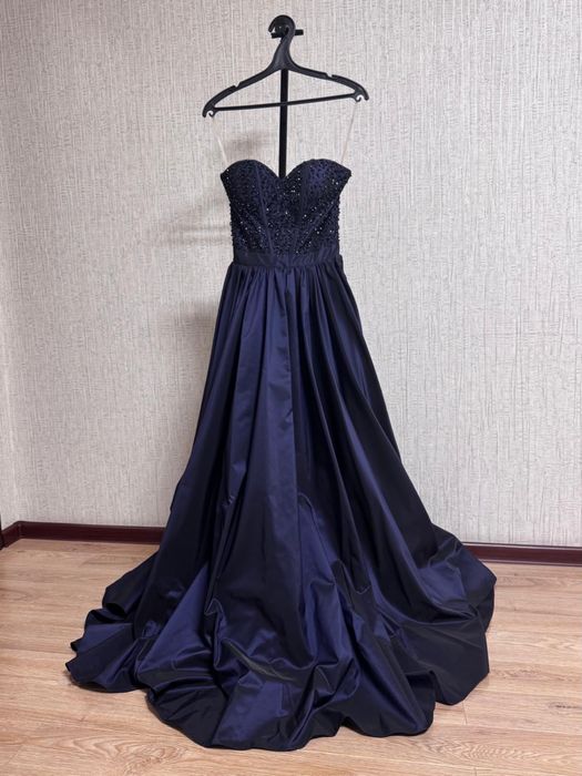 Продам платье Prima